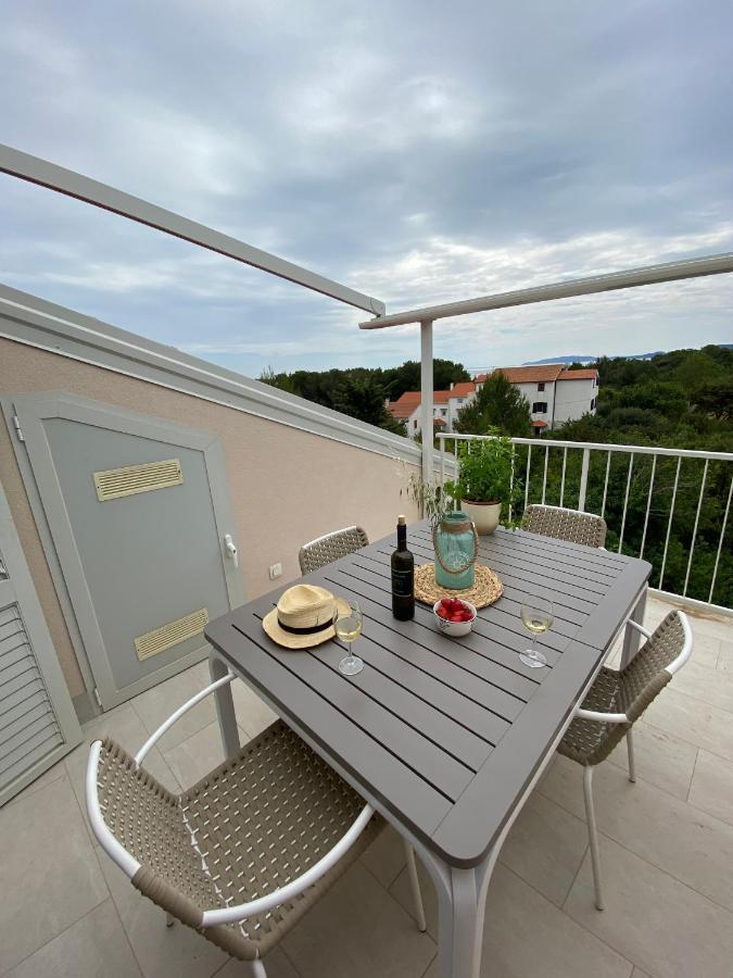 Apartment Vital Nerezine Extérieur photo