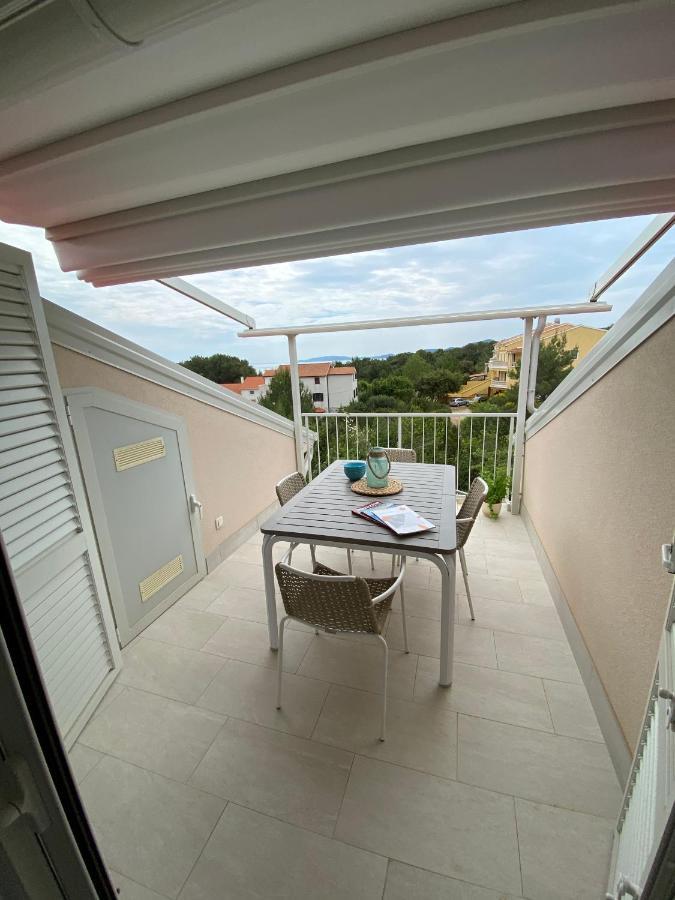 Apartment Vital Nerezine Extérieur photo